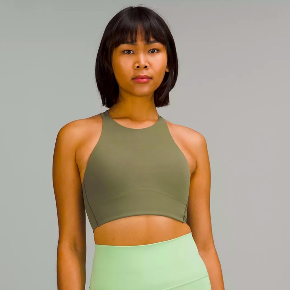Lululemon like a cloud
